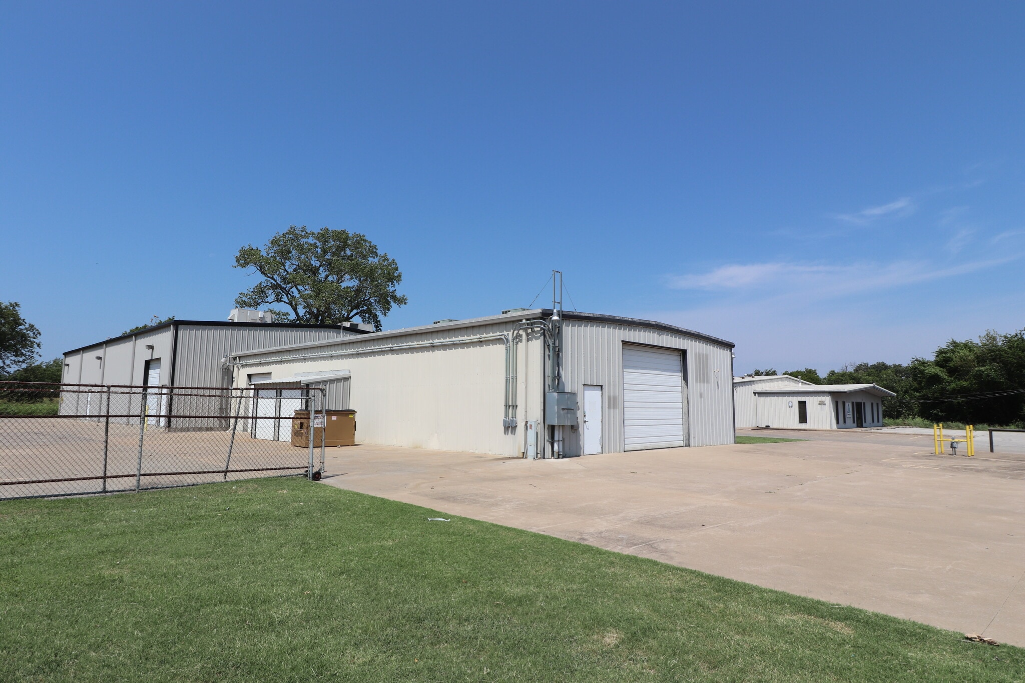 4606 N Mingo Rd, Tulsa, OK for lease Interior Photo- Image 1 of 5