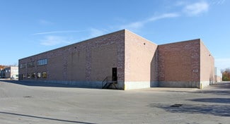 Plus de détails pour 8811 Keele St, Concord, ON - Industriel à louer
