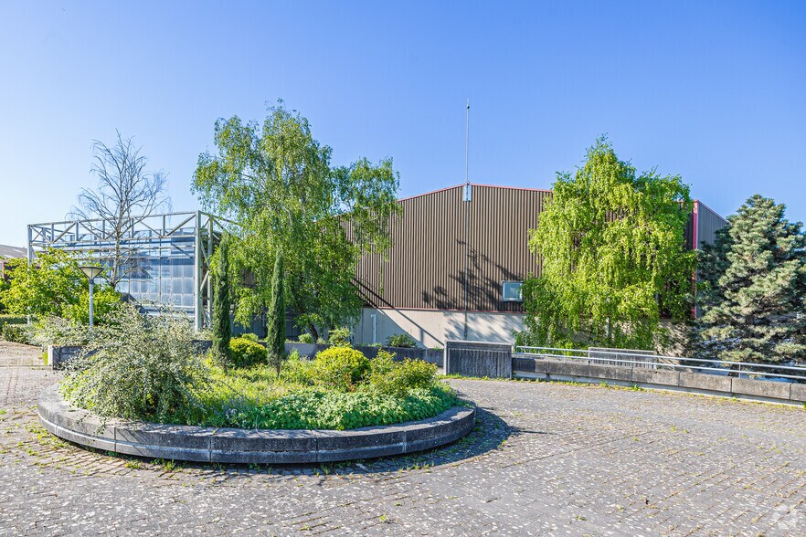 25 Route Du Mole 2 Et 3, Gennevilliers à louer - Photo du bâtiment - Image 2 de 3