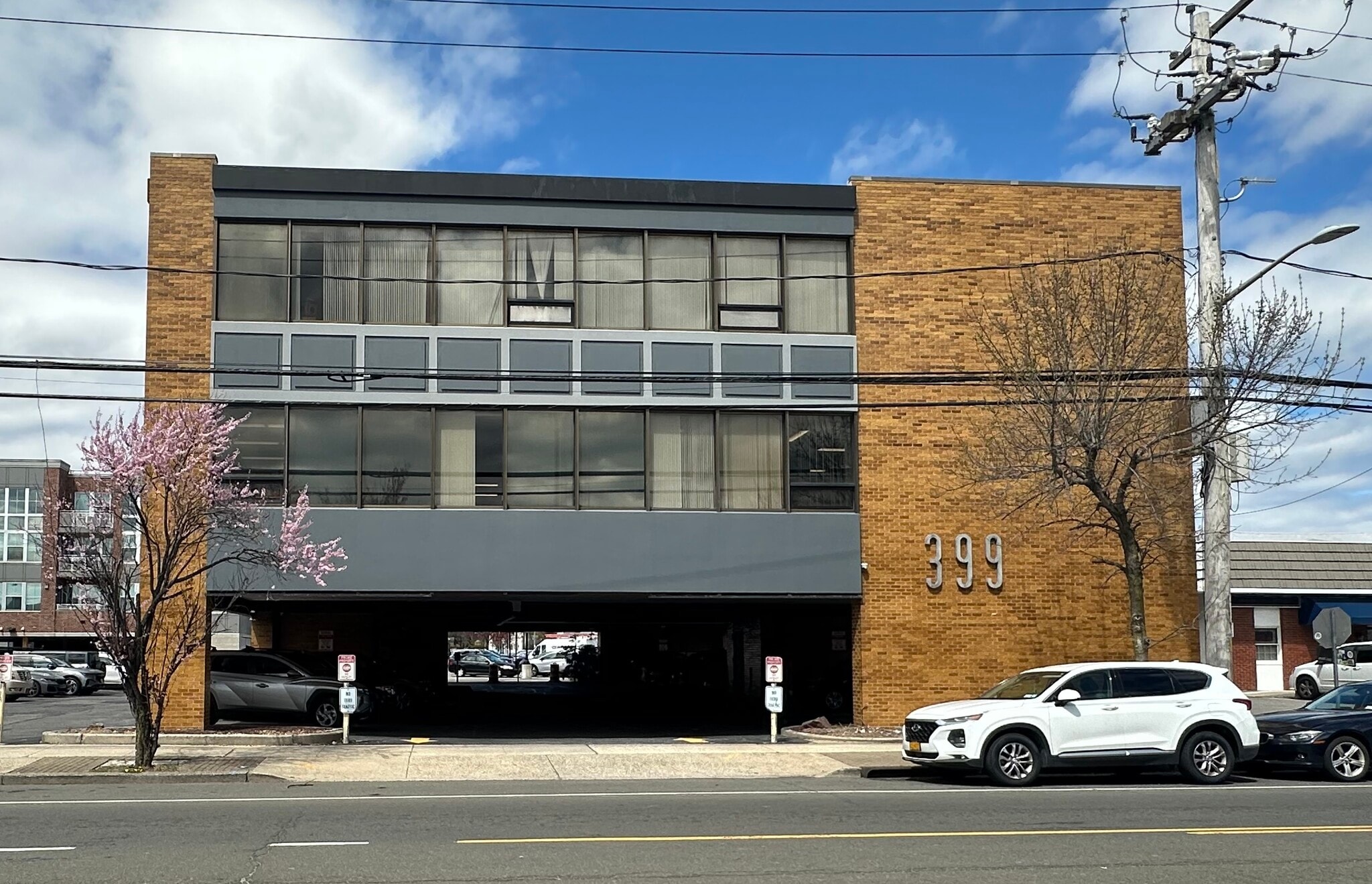 399 Conklin St, Farmingdale, NY for lease Primary Photo- Image 1 of 7