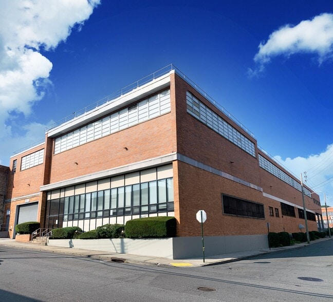 120 S Columbus Ave, Mount Vernon, NY for sale - Building Photo - Image 1 of 3