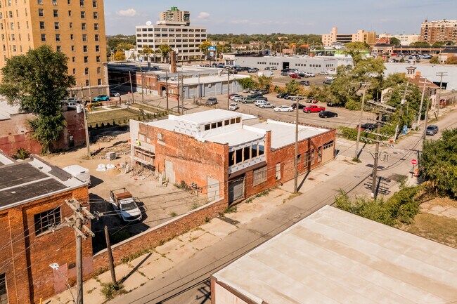 Plus de détails pour 277 Dubois St, Detroit, MI - Commerce de détail à vendre