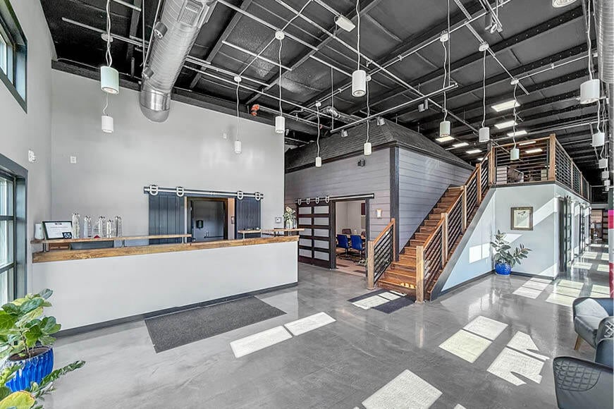 3300 NW 101st St, Urbandale, IA for sale - Building Photo - Image 3 of 26