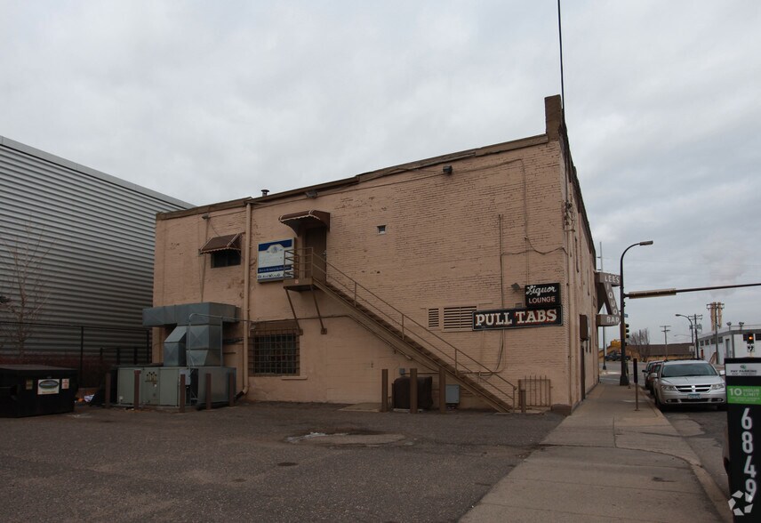 101 Glenwood Ave, Minneapolis, MN à vendre - Photo du bâtiment - Image 3 de 6