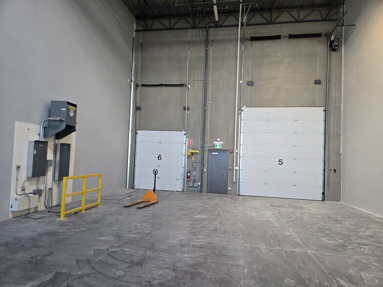 4 Highland Park Green NE, Rocky View No 44, AB à vendre - Photo intérieure - Image 1 de 1