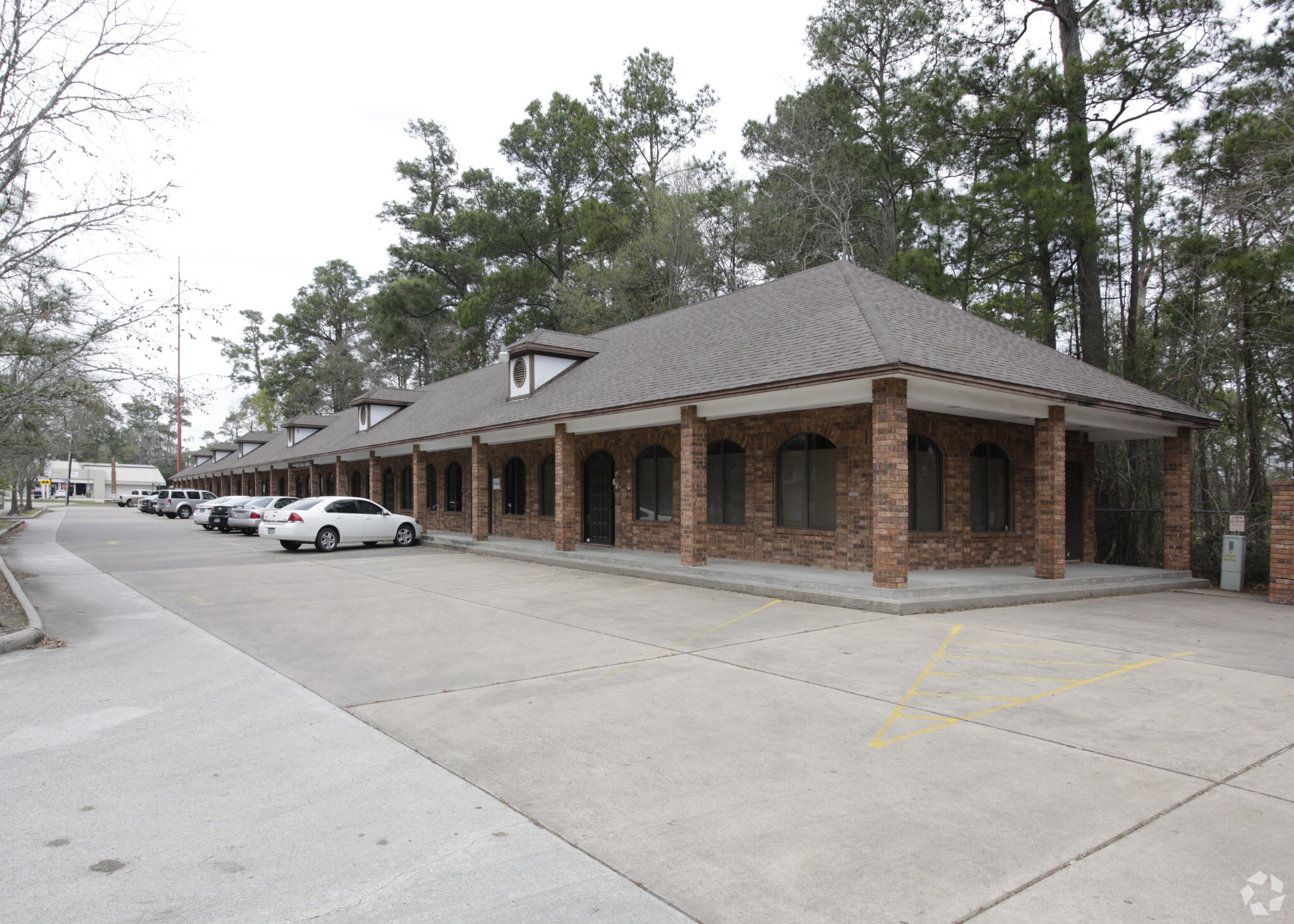 3707 Fatta Dr, Dickinson, TX for lease Primary Photo- Image 1 of 31