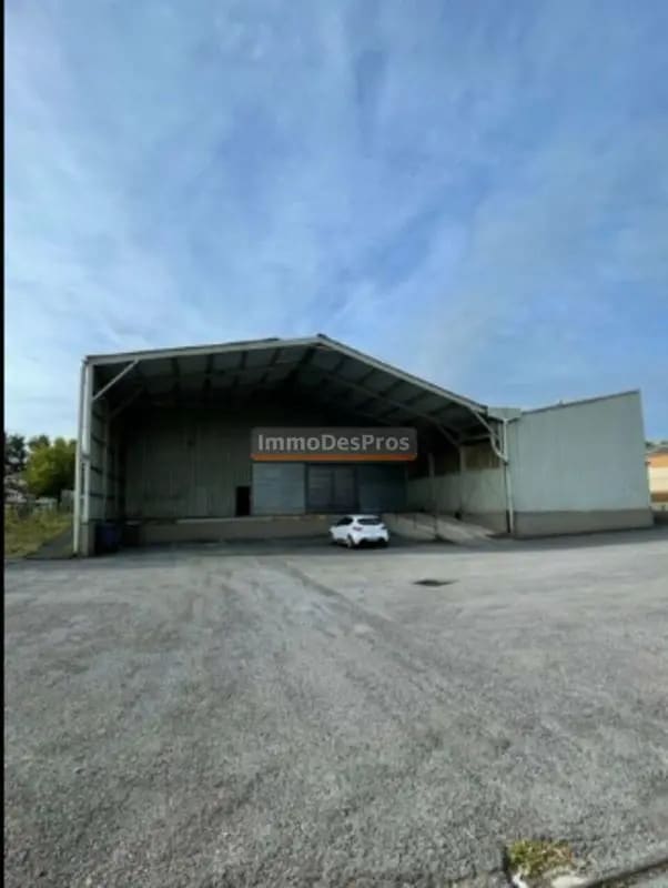 Flex in Seclin for lease Building Photo- Image 1 of 8