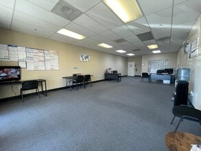 3338 N Texas St, Fairfield, CA for lease Interior Photo- Image 1 of 5