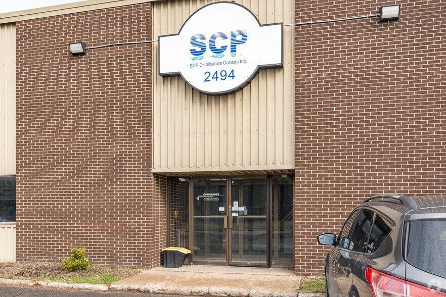 2494 Av Dalton, Québec, QC à vendre - Photo du bâtiment - Image 3 de 3