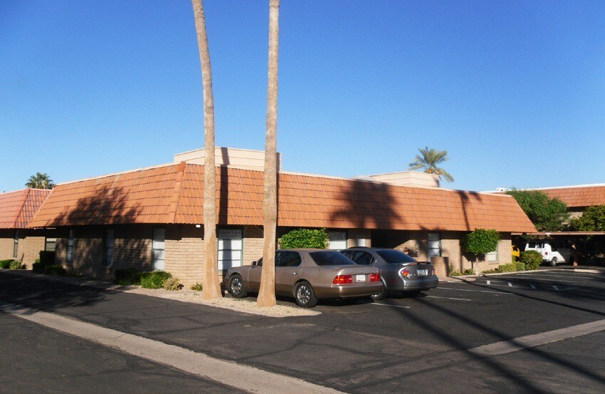 1730 S Jentilly Ln, Tempe, AZ à louer Photo du bâtiment- Image 1 de 3