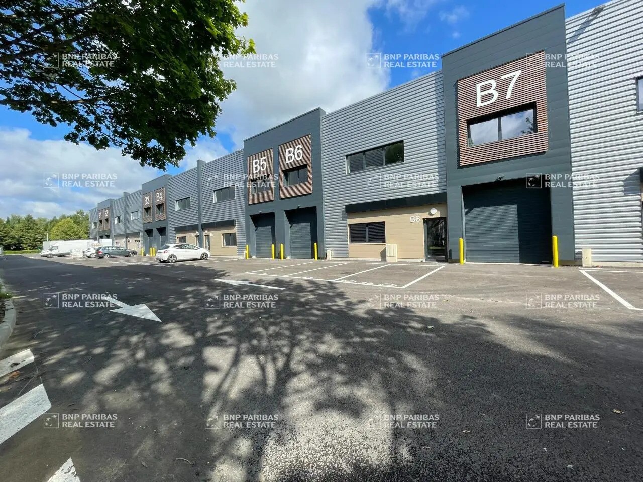 Flex in Bussy-Saint-Georges for lease Building Photo- Image 1 of 6