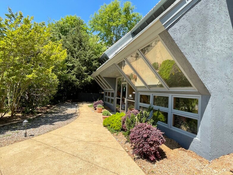 850 W Morgan St, Raleigh, NC à vendre - Photo du bâtiment - Image 3 de 37