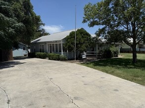 4778 Old Highway 81, New Braunfels, TX for lease Interior Photo- Image 2 of 16