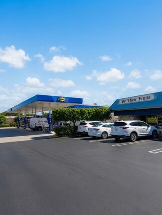 Plus de détails pour 40-140 SW 15th St, Pompano Beach, FL - Commerce de détail à louer