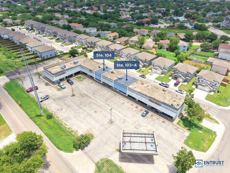 6220 Binz Engleman Rd, San Antonio, TX à louer - Photo du bâtiment - Image 3 de 16