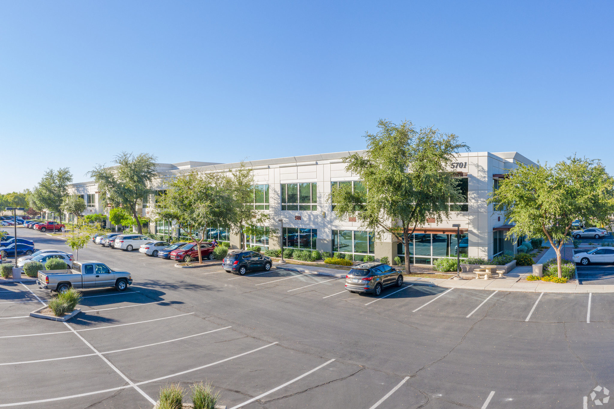 5701 W Talavi Blvd, Glendale, AZ for sale Building Photo- Image 1 of 1