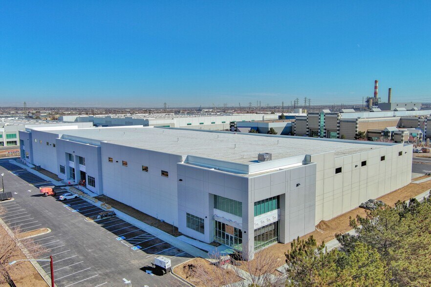 5950 Washington St, Denver, CO à vendre - Photo du bâtiment - Image 2 de 7