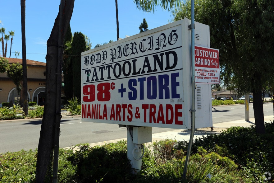 2625-2641 W Lincoln Ave, Anaheim, CA for lease - Building Photo - Image 2 of 3