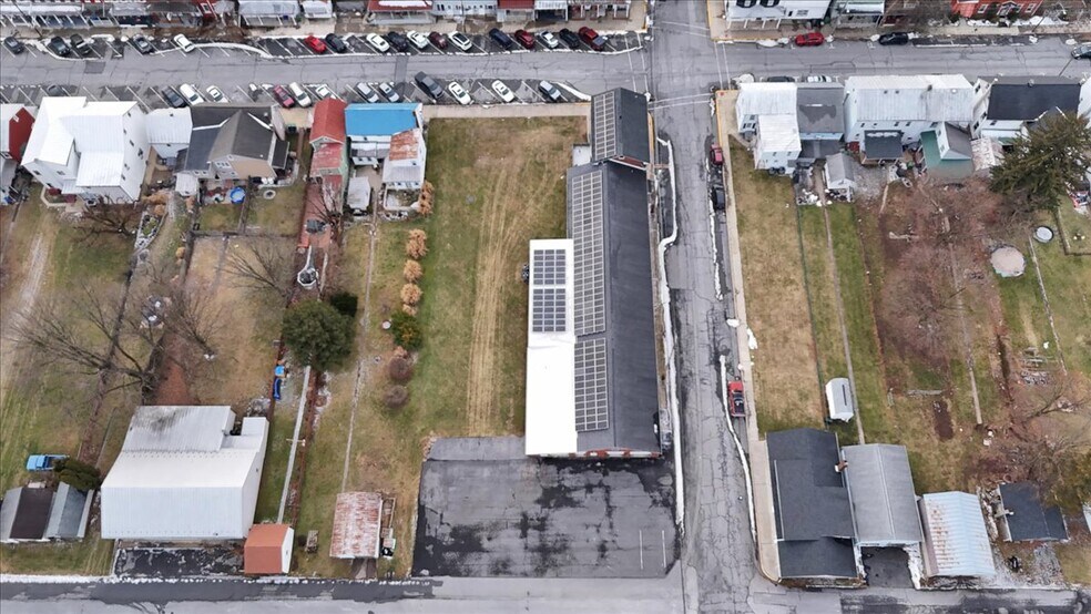 345 N Main St, Bernville, PA à vendre - Photo du bâtiment - Image 3 de 33