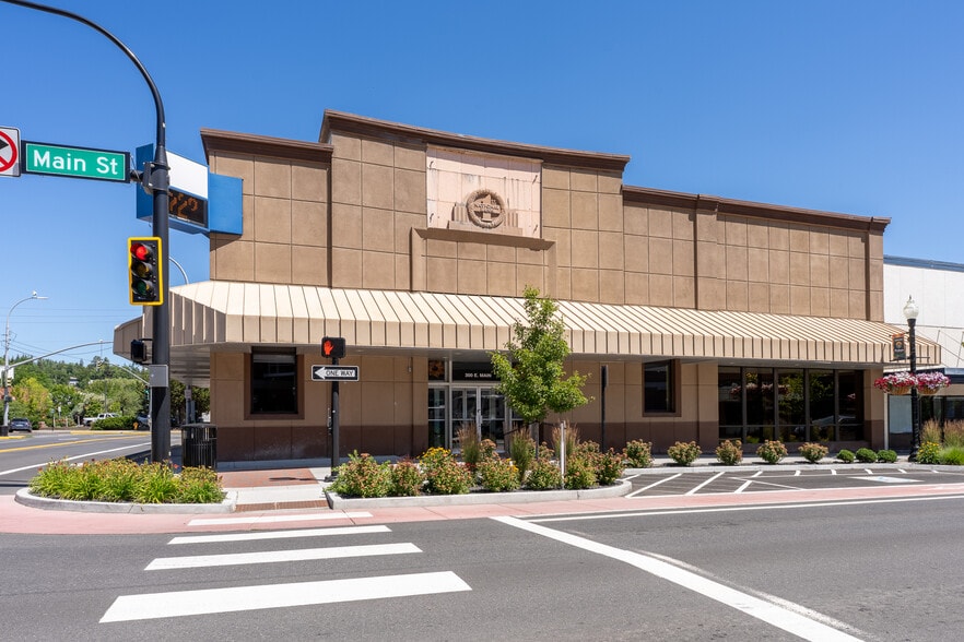 300 E Main St, Pullman, WA for sale - Building Photo - Image 2 of 46