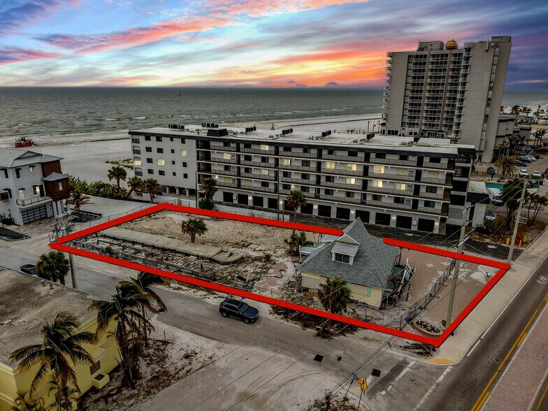 2100 Estero Blvd, Fort Myers Beach, FL à vendre - Photo du bâtiment - Image 1 de 7