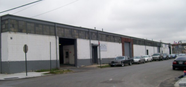 Plus de détails pour 10727-10737 180th St, Jamaica, NY - Industriel à louer