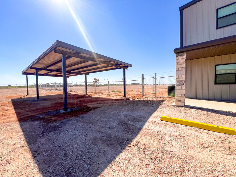 4713 County Road 128, Midland, TX for lease - Building Photo - Image 2 of 28