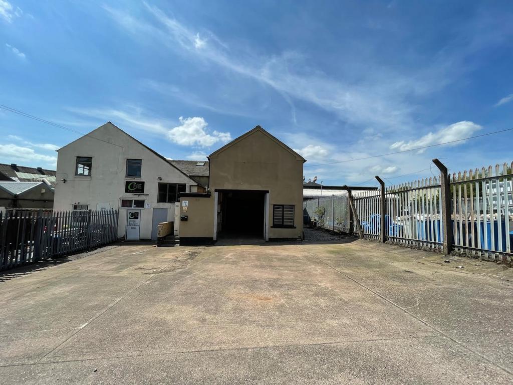 Whieldon Rd, Stoke On Trent for lease Building Photo- Image 1 of 6
