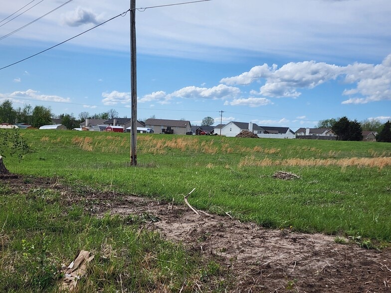 Hwy W (Lot 5 - 11 Acres), Winfield, MO à vendre - Photo du bâtiment - Image 1 de 13