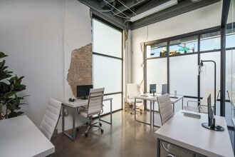 1201 E Cesar Chavez St E, Austin, TX for lease Interior Photo- Image 1 of 3