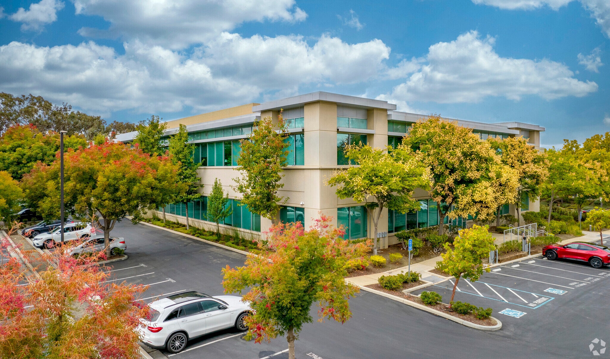 2550 Hanover St, Palo Alto, CA for lease Primary Photo- Image 1 of 5
