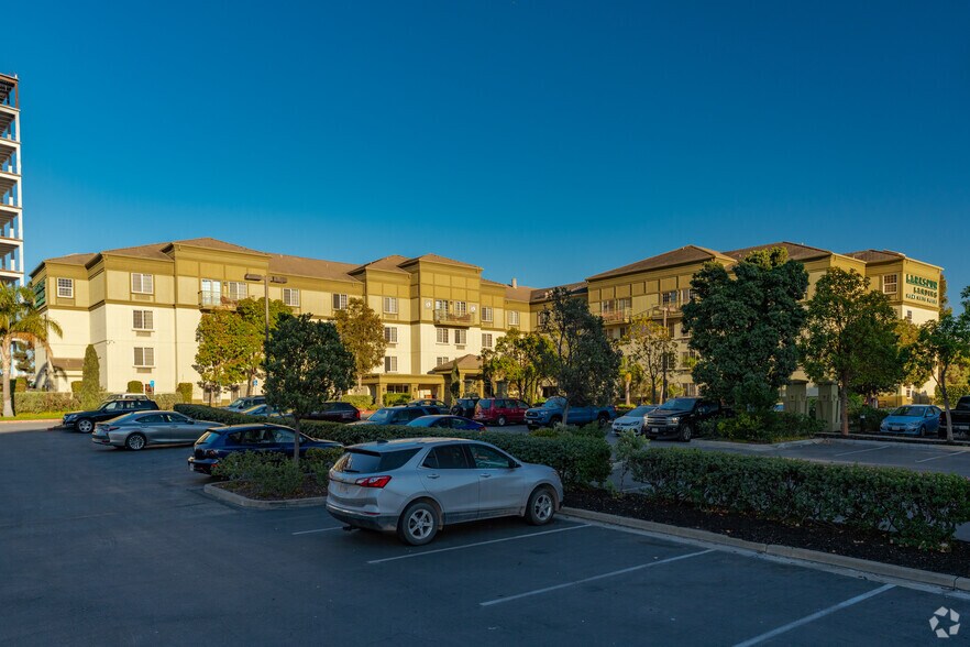 690 Gateway Blvd, South San Francisco, CA à vendre - Photo du bâtiment - Image 3 de 5