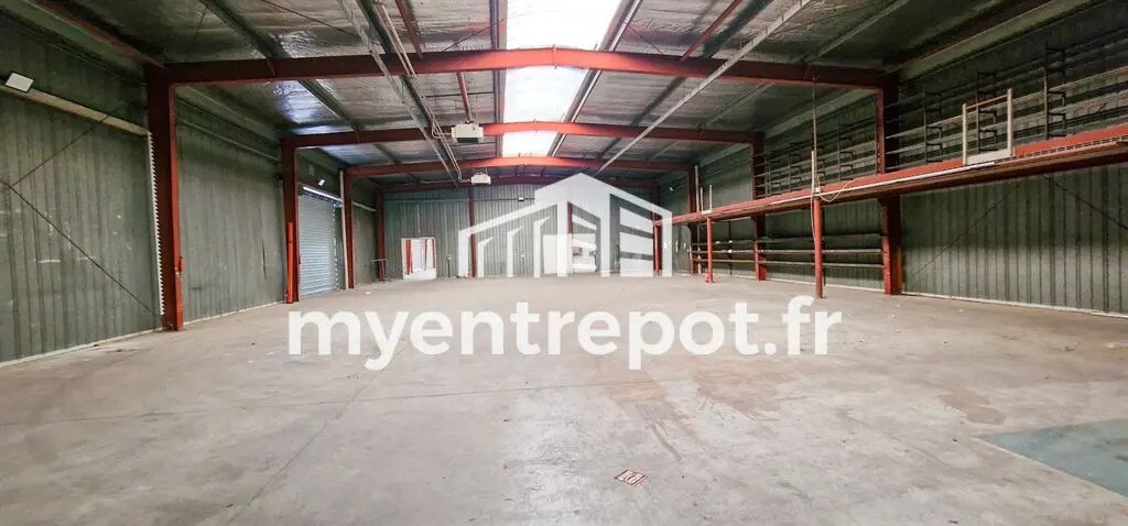 Flex in Vitrolles for lease Building Photo- Image 1 of 11