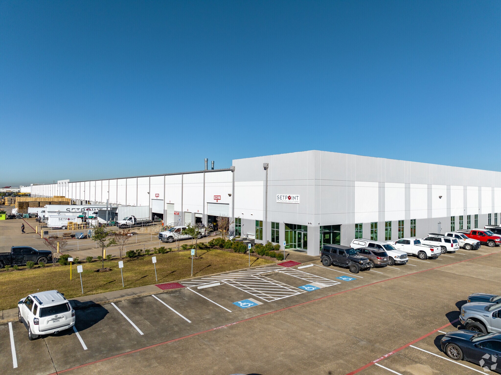 359 Old Underwood Rd, La Porte, TX for lease Building Photo- Image 1 of 17