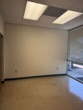 7531 E Bartlett Corp Cv, Memphis, TN for lease Interior Photo- Image 2 of 10