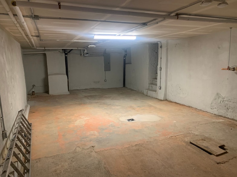 119 5th Ave, Brooklyn, NY for lease - Building Photo - Image 3 of 4
