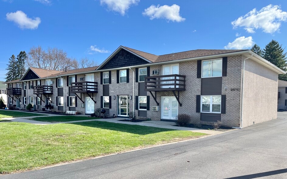 2594-2608 Dewey Ave, Rochester, NY à vendre - Photo du bâtiment - Image 2 de 2