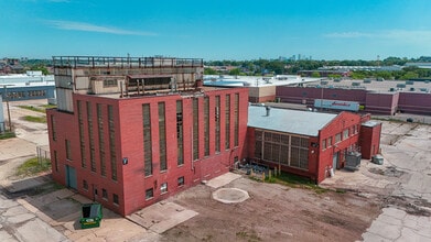 4800 W Mitchell St, Milwaukee, WI à louer Photo intérieure- Image 1 de 3