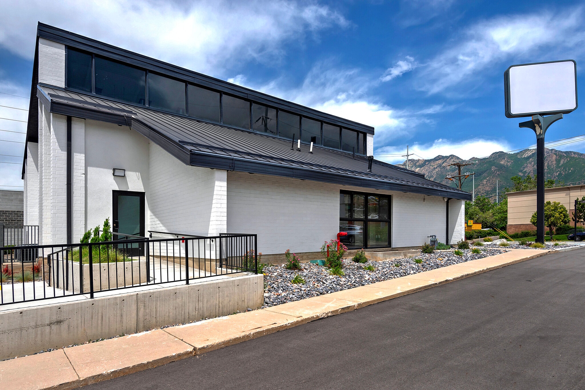 2277 Fort Union Blvd, Salt Lake City, UT for lease Interior Photo- Image 1 of 44