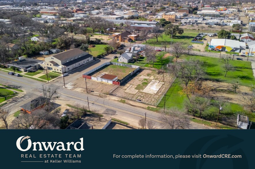 1213 & 1217 Clay Ave, Waco, TX à vendre - Photo du bâtiment - Image 2 de 10