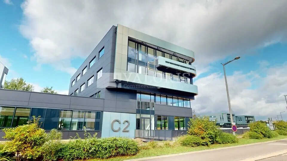 Office in Limonest for lease Building Photo- Image 1 of 16