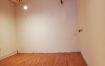 21 W 39th St, New York, NY à louer Photo intérieure- Image 2 de 3