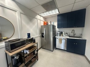 3050 N Broadway, Boulder, CO for lease Interior Photo- Image 2 of 2