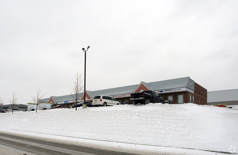25 Struck Ct, Cambridge, ON à louer - Photo du bâtiment - Image 2 de 12