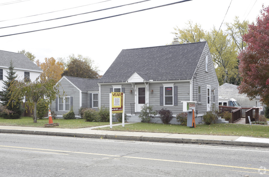 158 Amherst St, Nashua, NH à vendre - Photo du bâtiment - Image 1 de 1