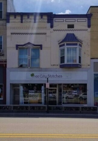 Plus de détails pour 125 E Main St, Greensburg, IN - Multi-résidentiel à vendre