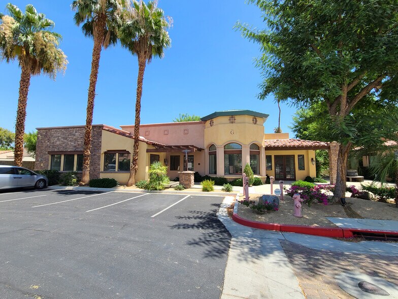 71780 San Jacinto Dr, Rancho Mirage, CA à vendre - Photo du bâtiment - Image 2 de 10