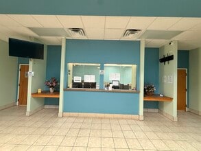 2255 Dunn Ave, Jacksonville, FL for lease Interior Photo- Image 2 of 7