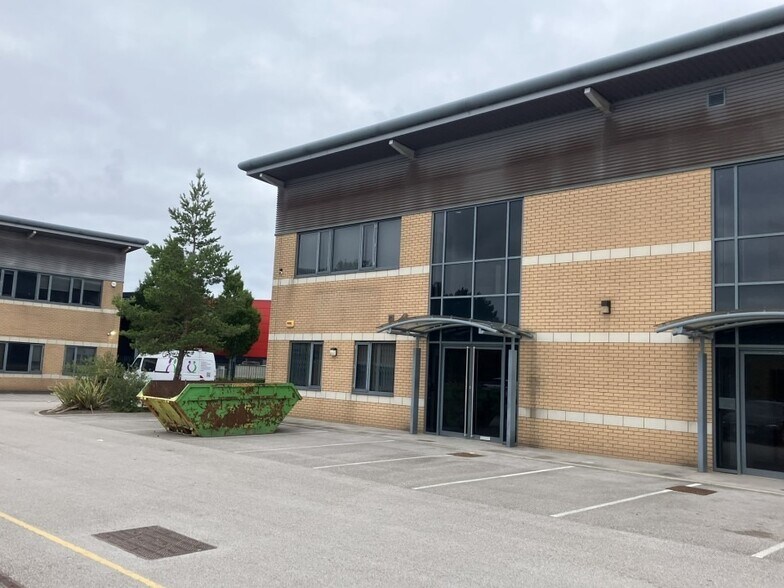 Pilkington Ct, Prescot à louer - Photo du bâtiment - Image 2 de 2