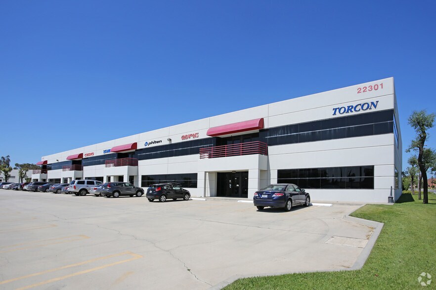 22301-22309 S Western Ave, Torrance, CA à louer - Photo du bâtiment - Image 2 de 7